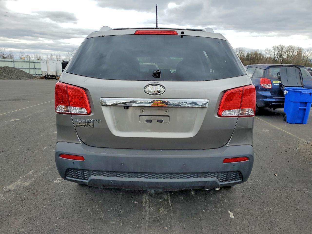 2012 Kia Sorento - Image 6