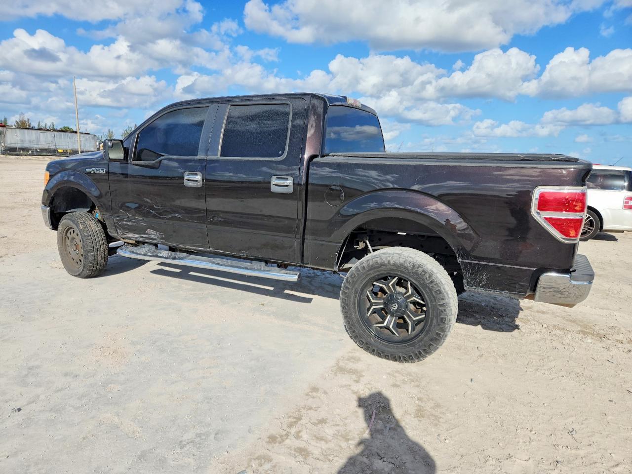 2013 Ford F150 Supercrew - Image 2