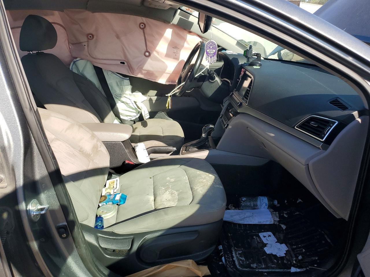 2018 Hyundai Elantra Value Edition - Фото 7