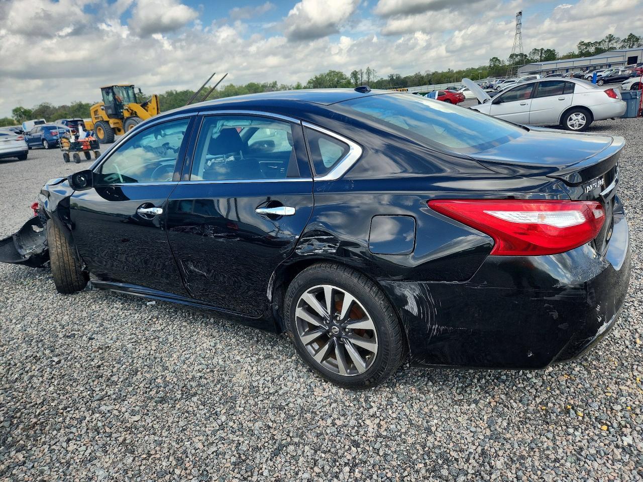 2017 Nissan Altima 2.5 Sv - Фото 2