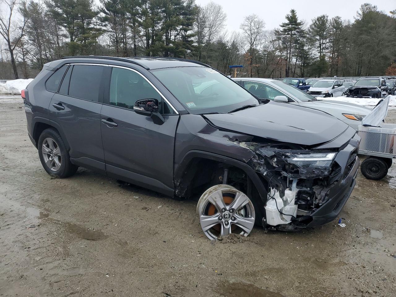 2025 Toyota Rav4 Xle - Image 4