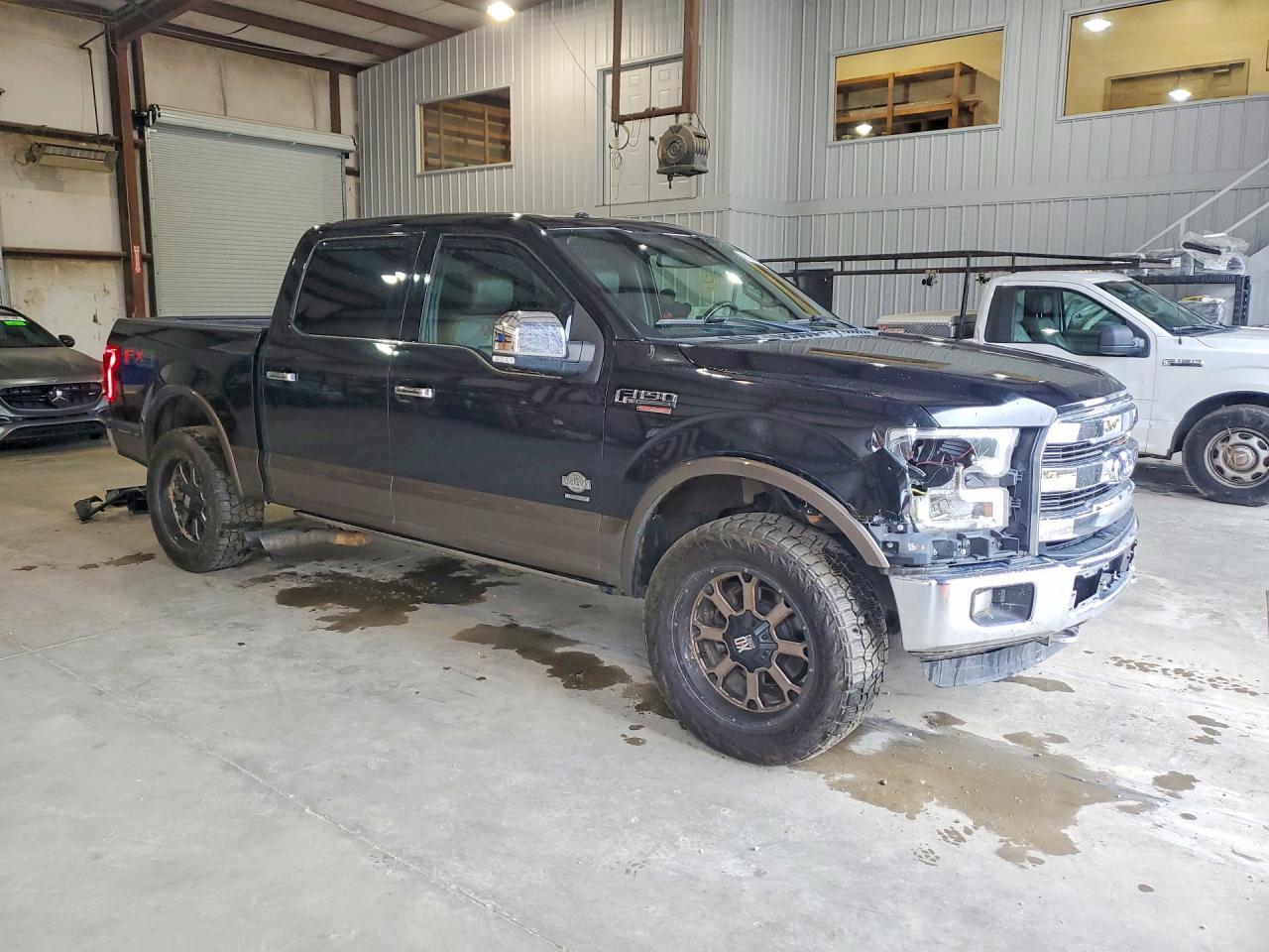 2015 Ford F150 Supercrew - Фото 4