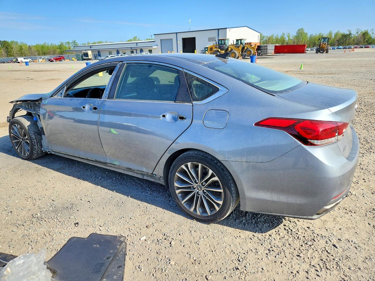 2015 Hyundai Genesis 3.8L - Фото 2