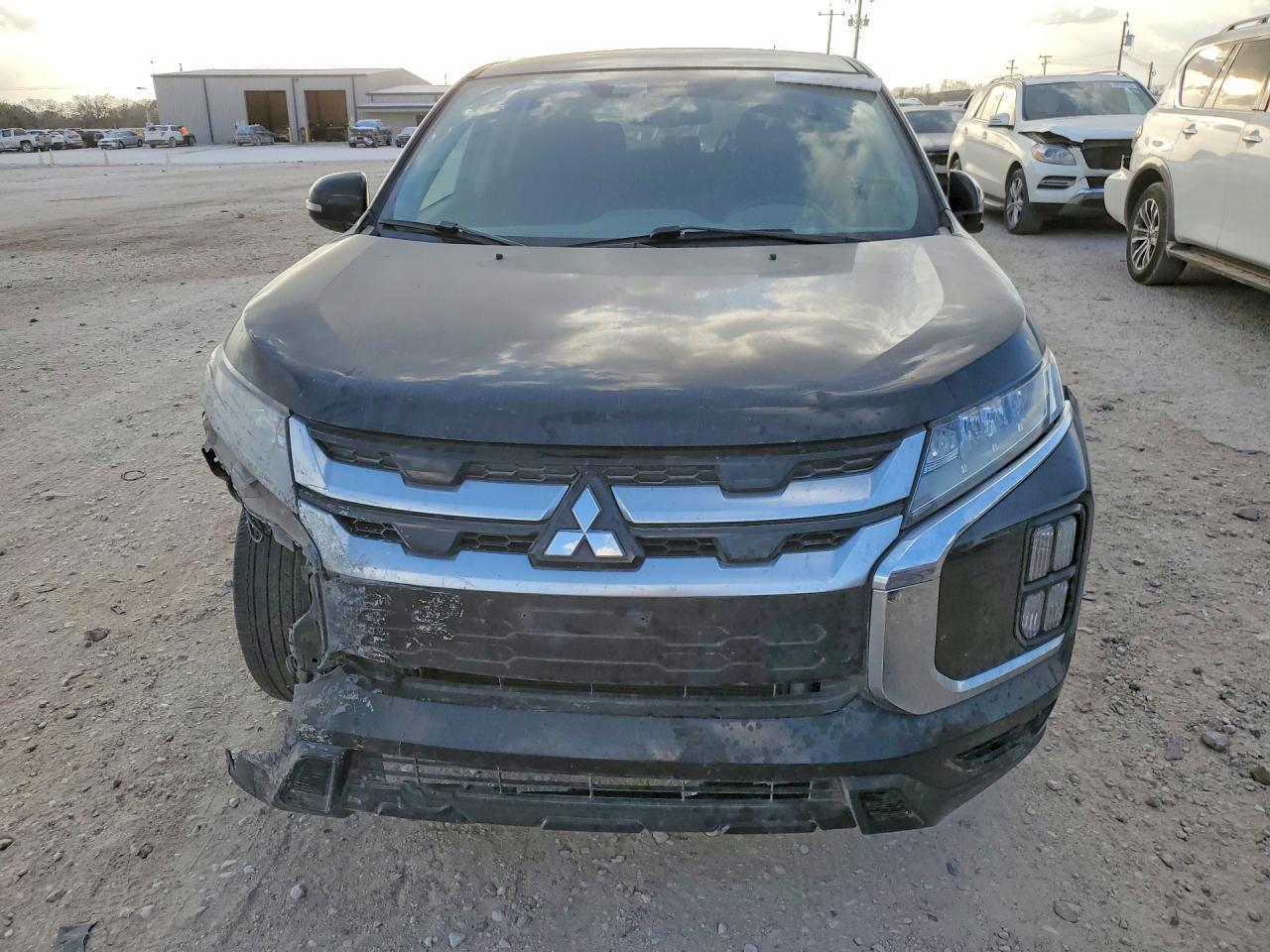 2020 Mitsubishi Outlander Sport Se - Фото 5