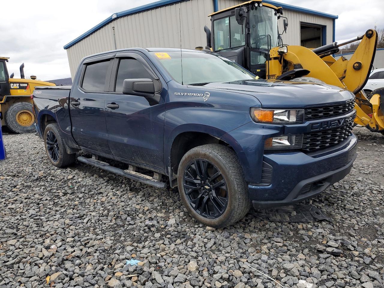 2020 Chevrolet Silverado K1500 Custom - Image 4