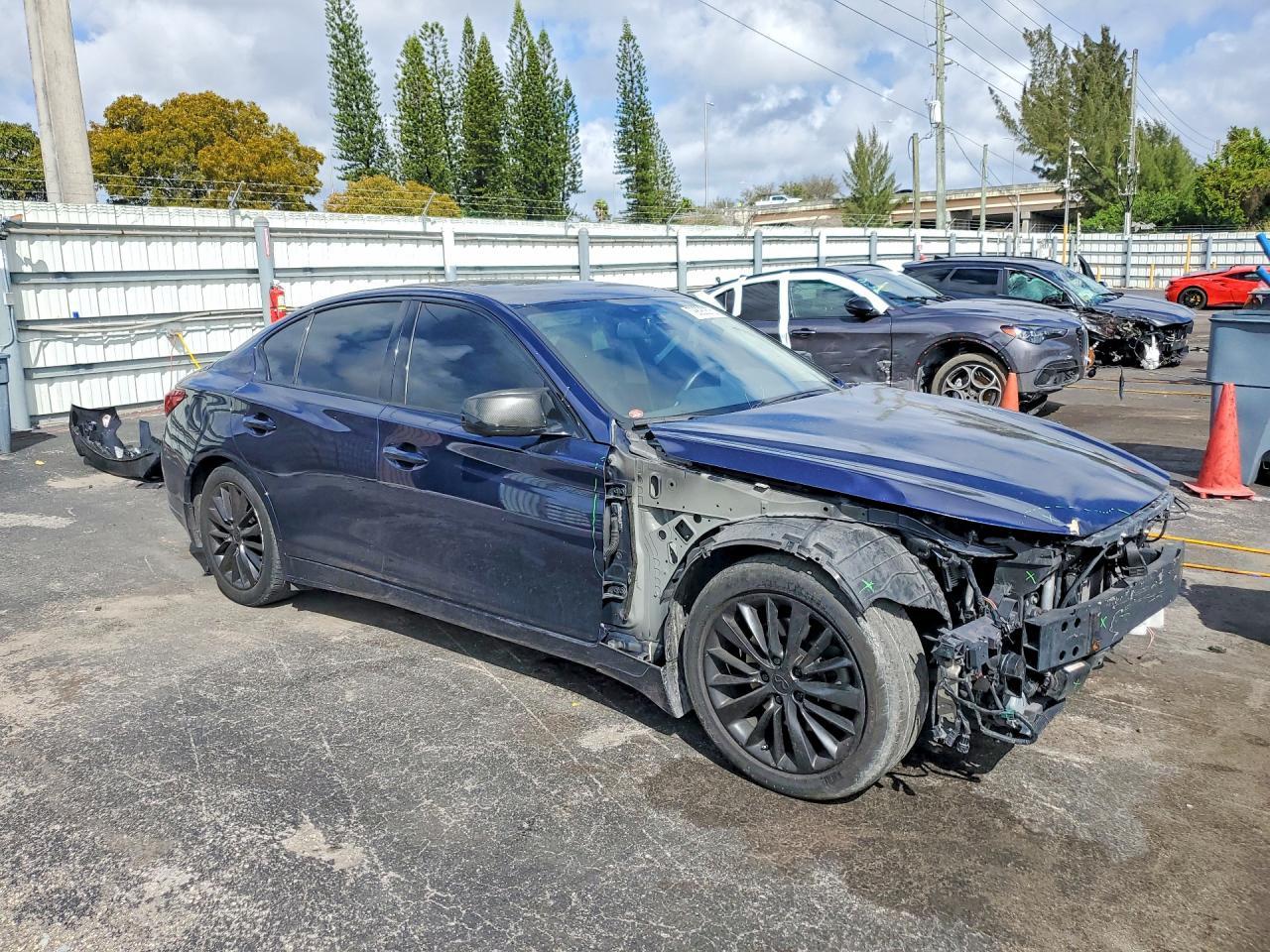 2021 Infiniti Q50 Luxe - Фото 4