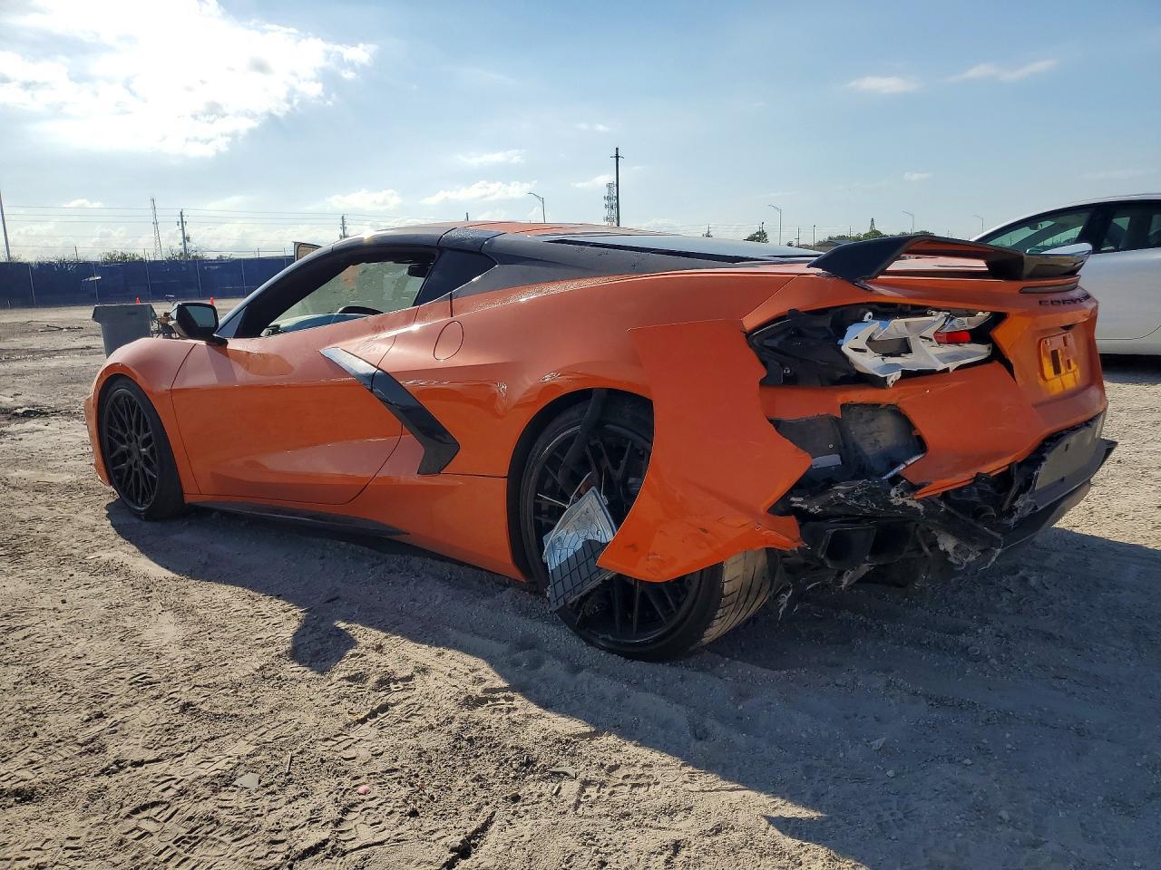 2023 Chevrolet Corvette Stingray 1Lt - Фото 2