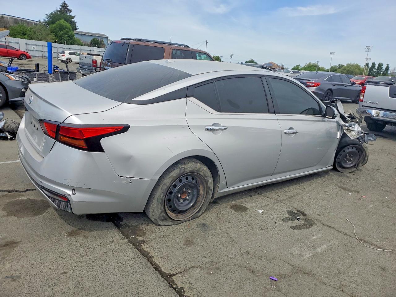 2020 Nissan Altima 2.5 S - Фото 3