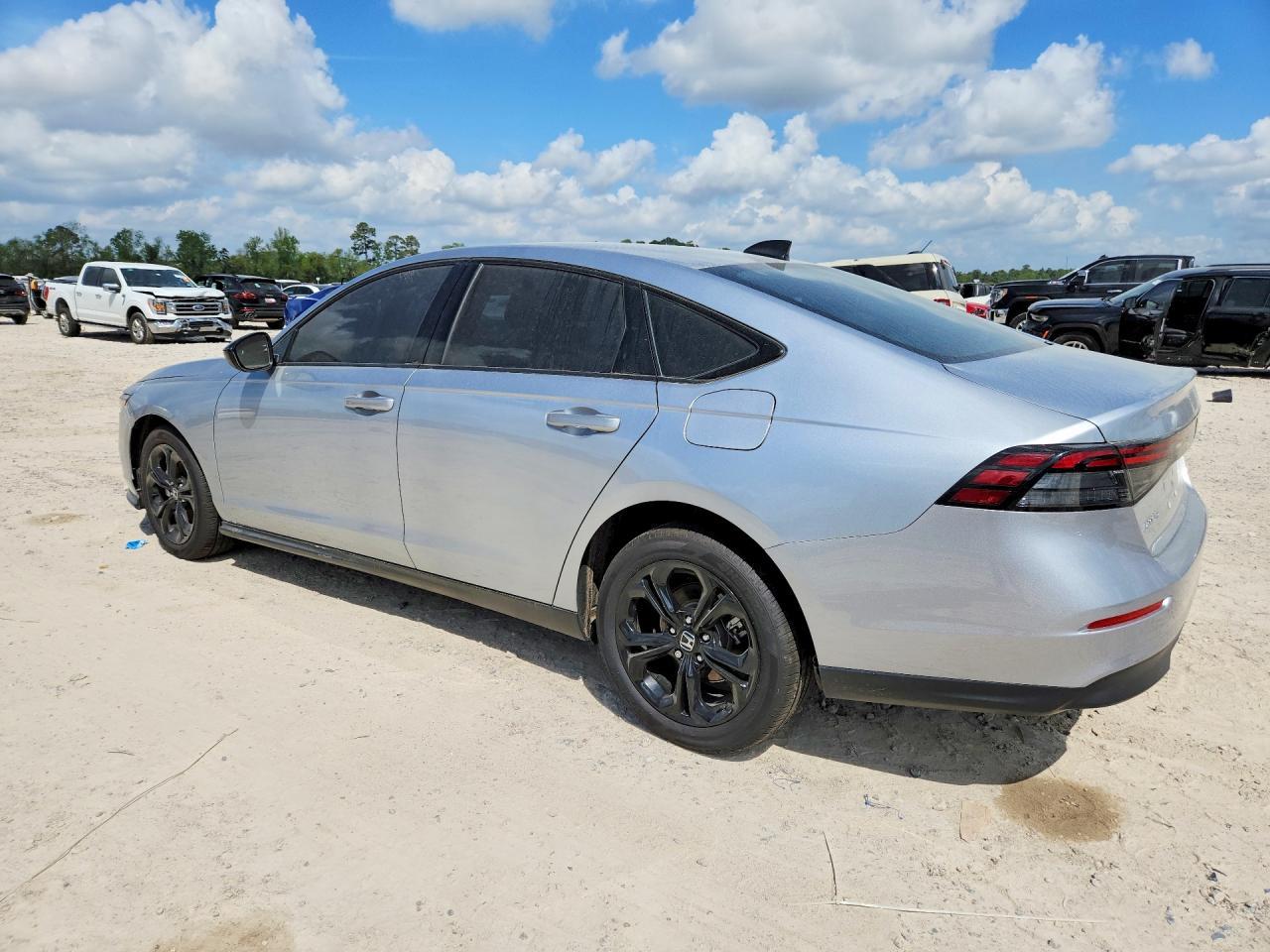 2025 Honda Accord Se - Фото 2