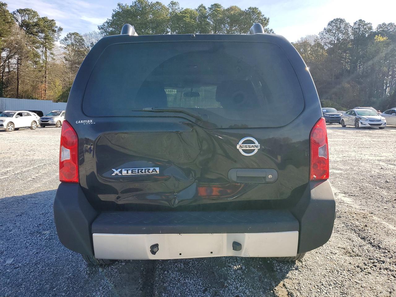 2015 Nissan Xterra X - Фото 6