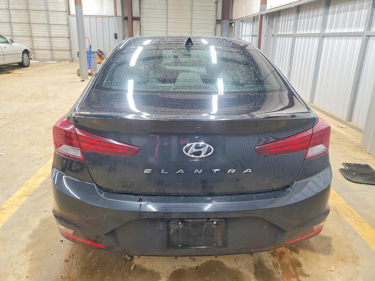 2020 Hyundai Elantra Sel - Фото 6