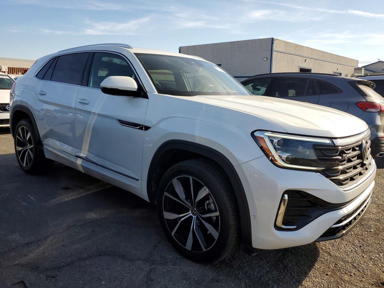 2024 Volkswagen Atlas Cross Sport Sel Premium R-Line - Фото 4