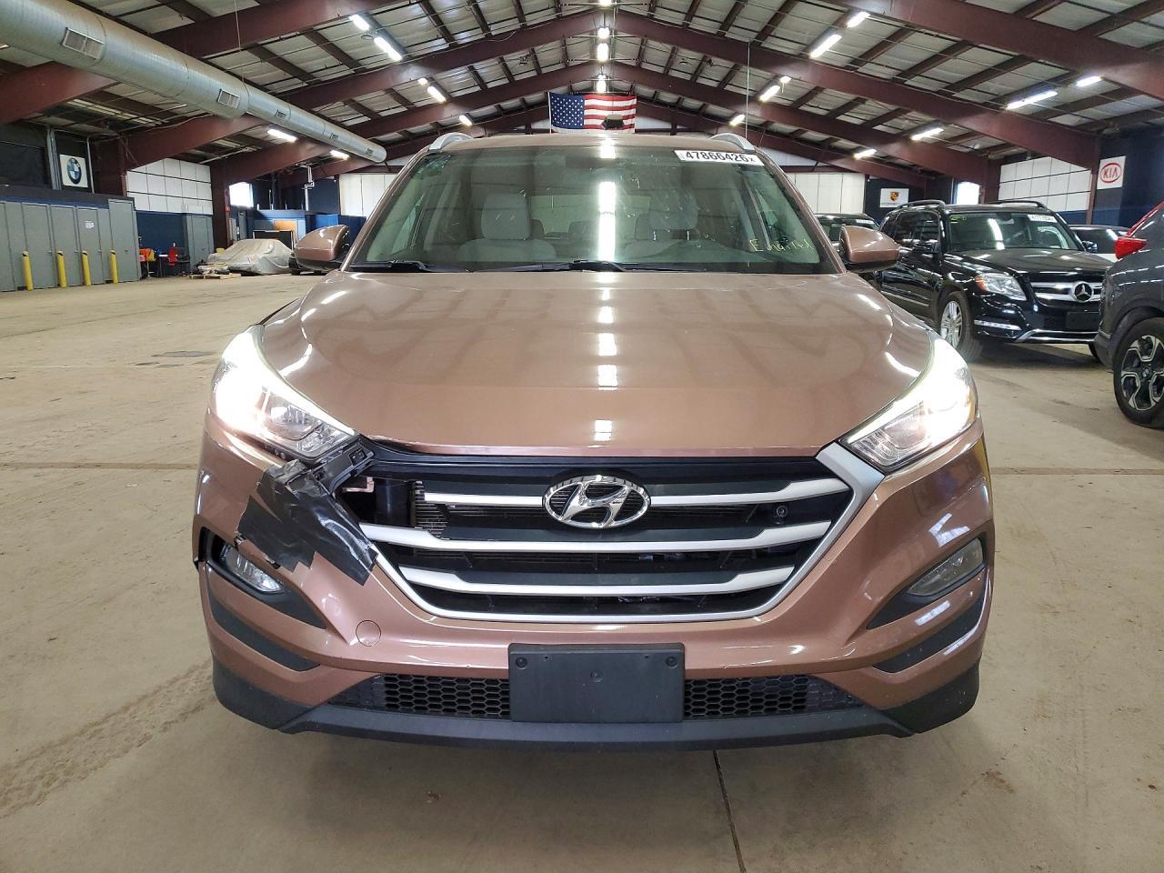2017 Hyundai Tucson Se - Image 5