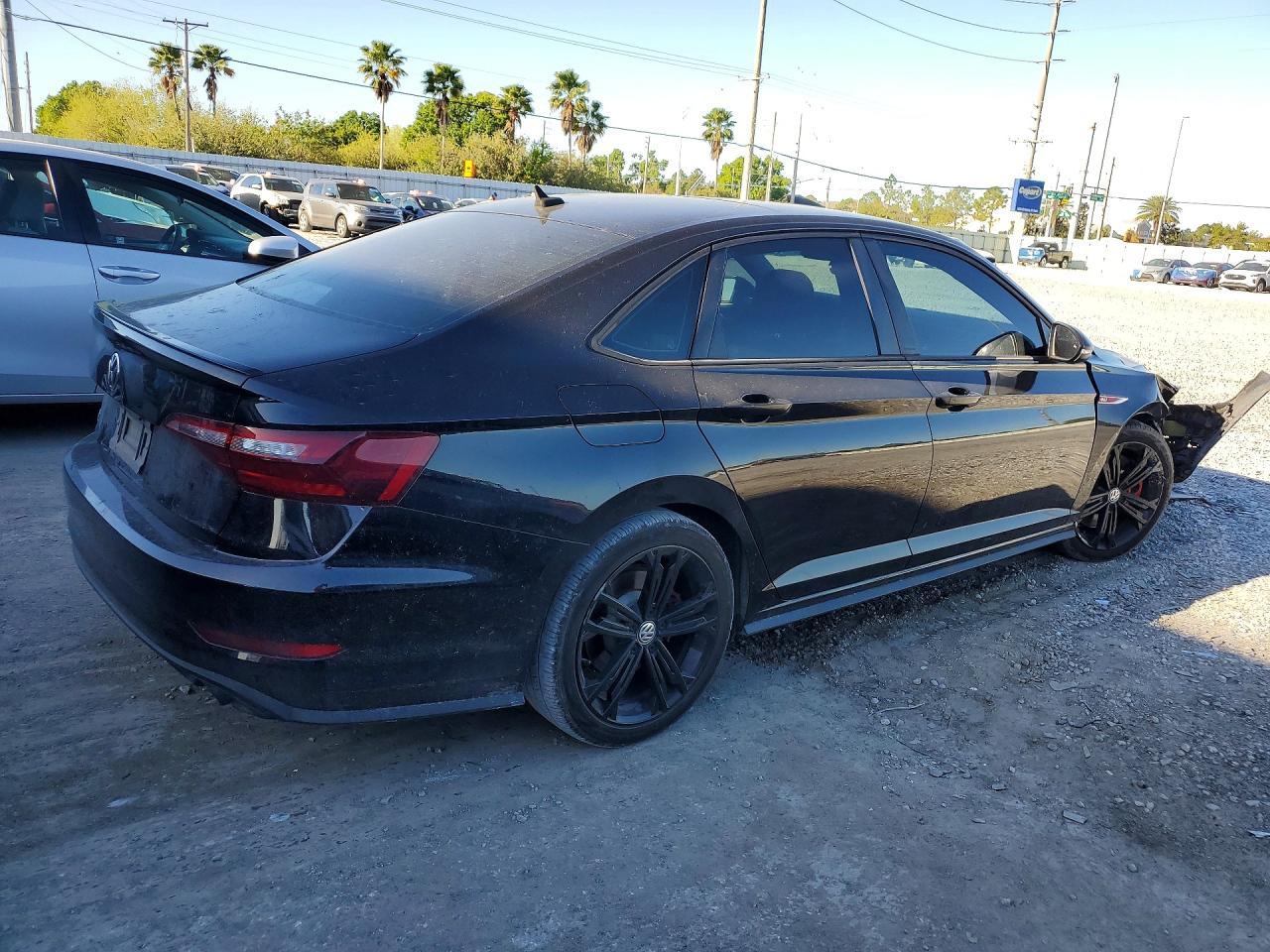 2021 Volkswagen Jetta Gli - Image 3