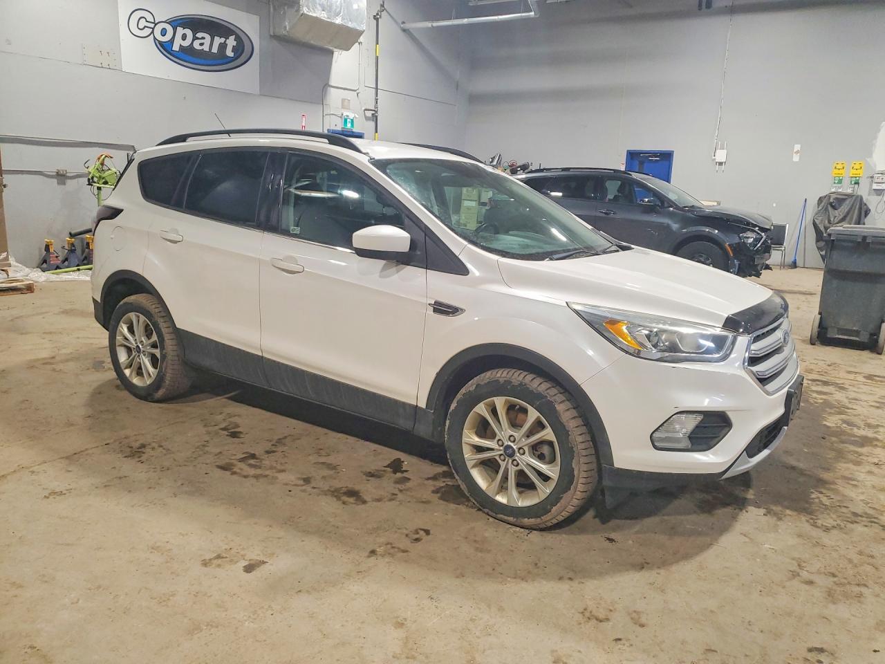 2017 Ford Escape Se - Фото 4