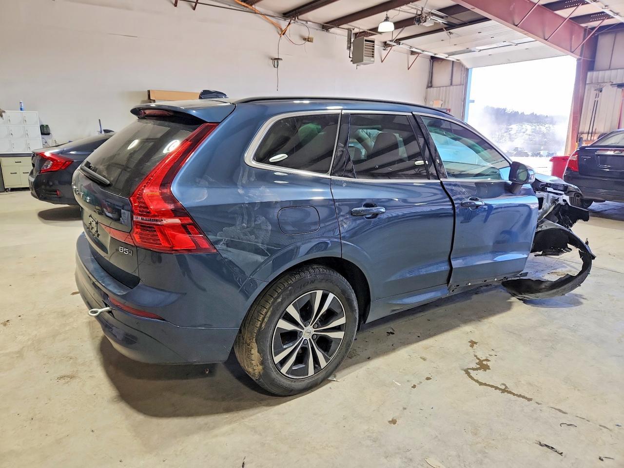 2023 Volvo Xc60 Core - Фото 3