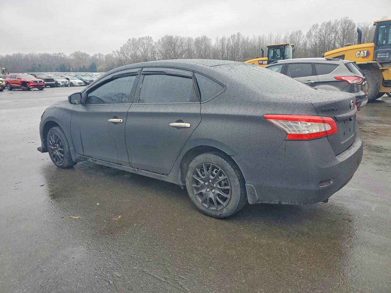 2014 Nissan Sentra S - Фото 2