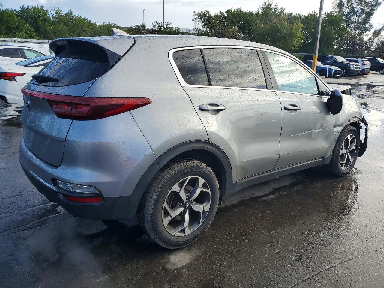 2020 Kia Sportage Lx - Фото 3