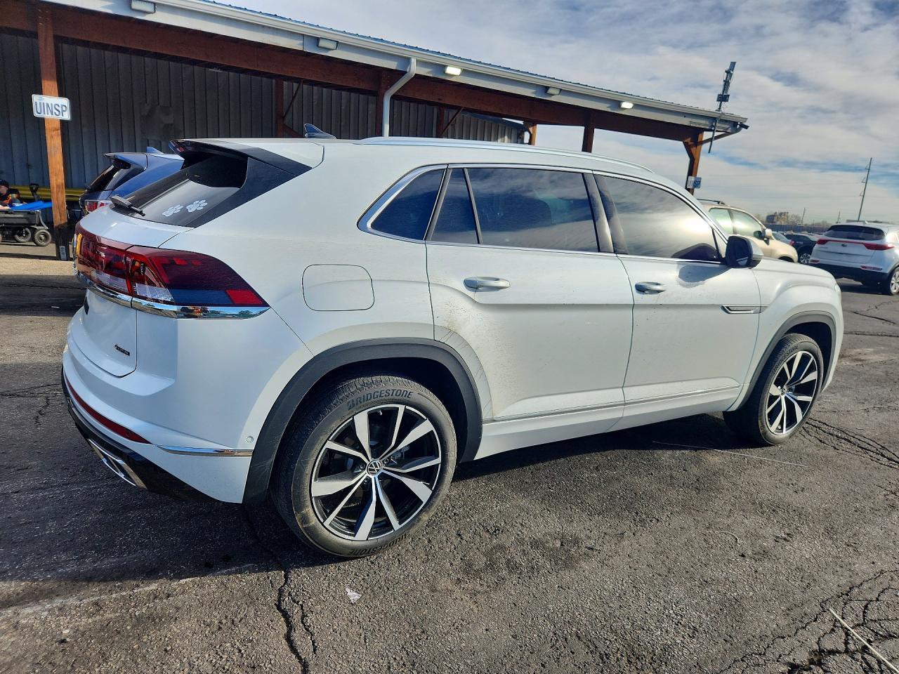 2024 Volkswagen Atlas Cross Sport Sel Premium R-Line - Фото 3