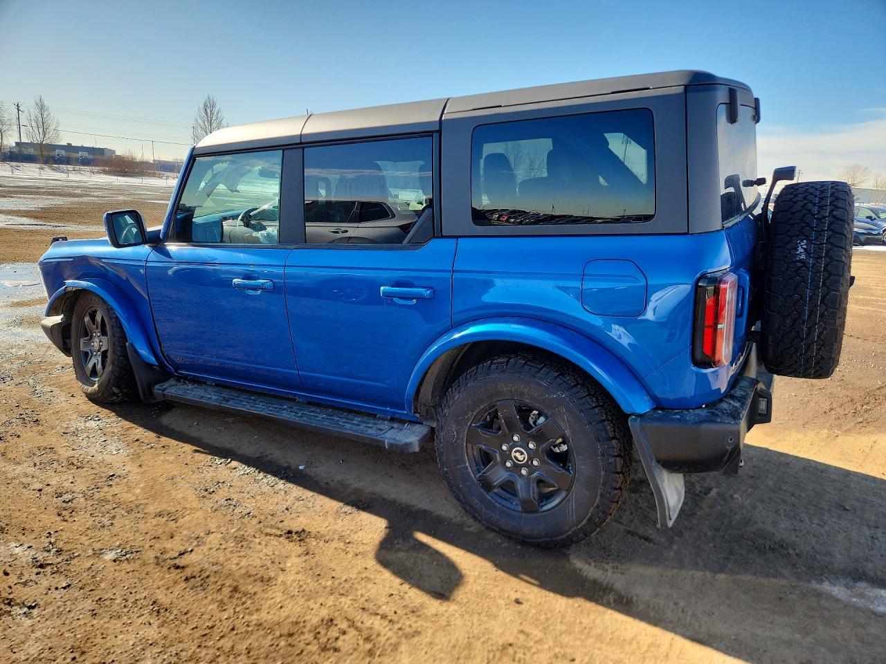 2022 Ford Bronco Base - Фото 2