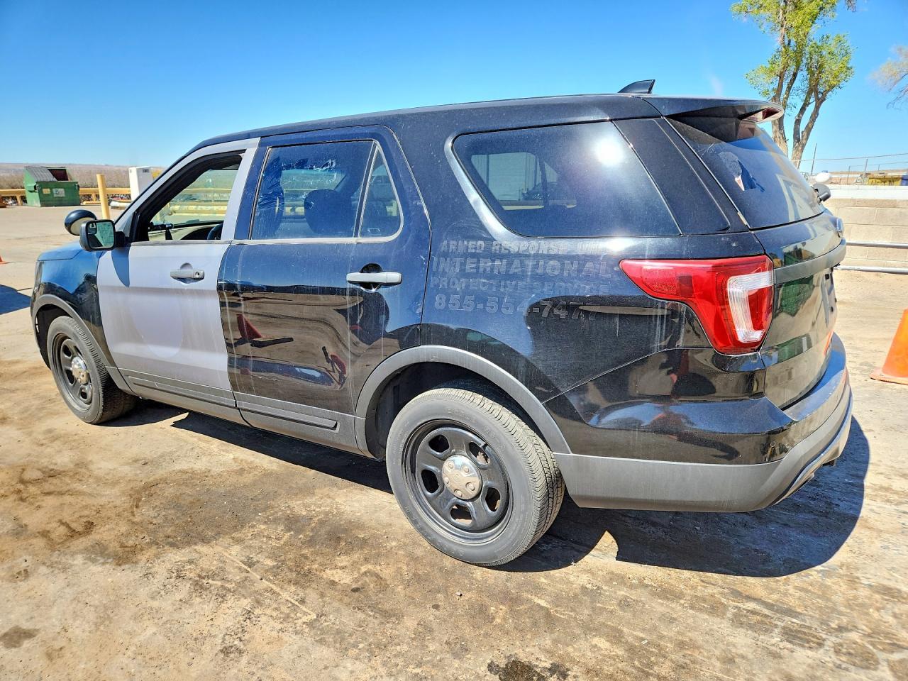 2017 Ford Explorer Police Interceptor - Фото 2