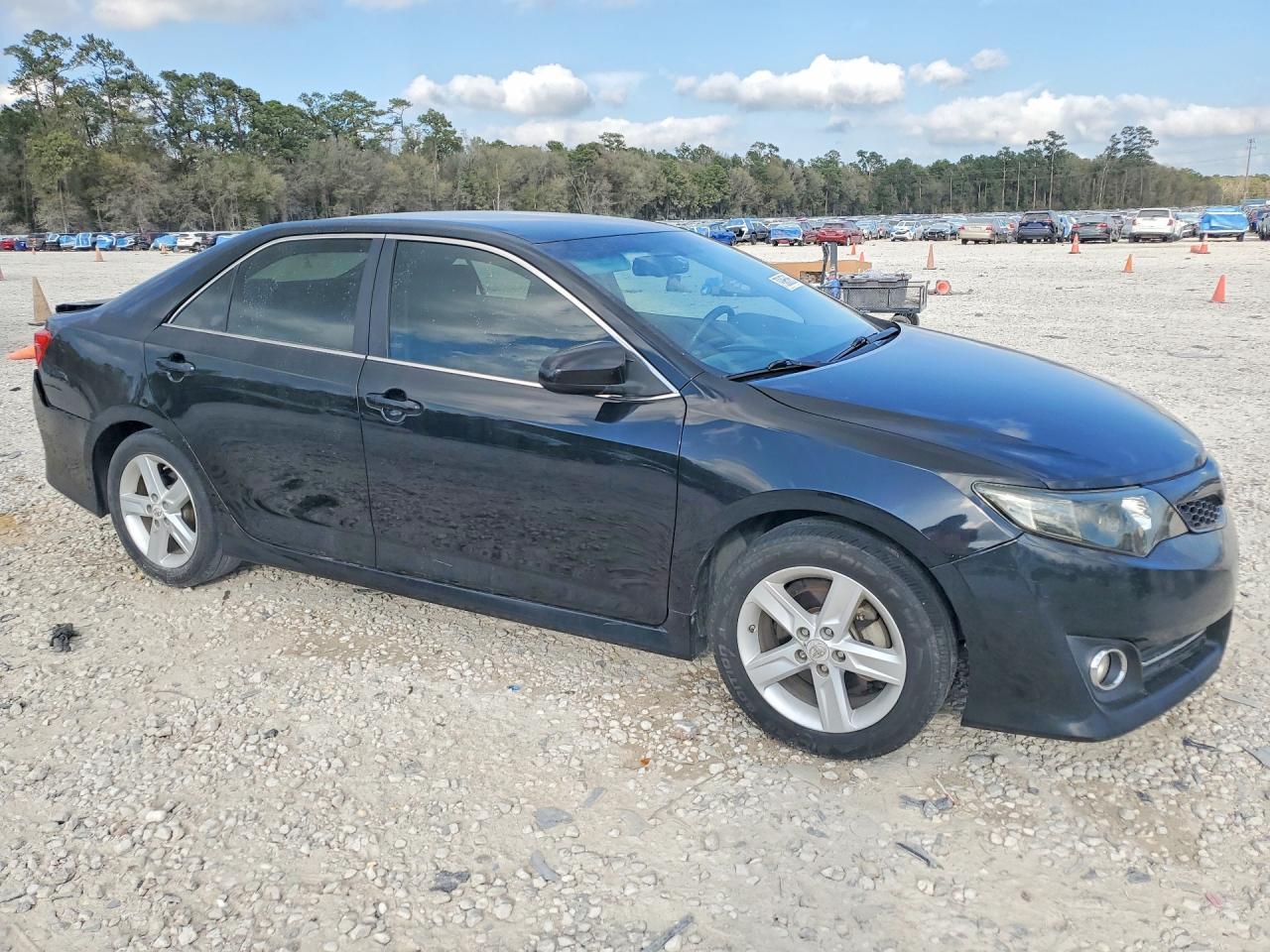 2013 Toyota Camry Se - Фото 4