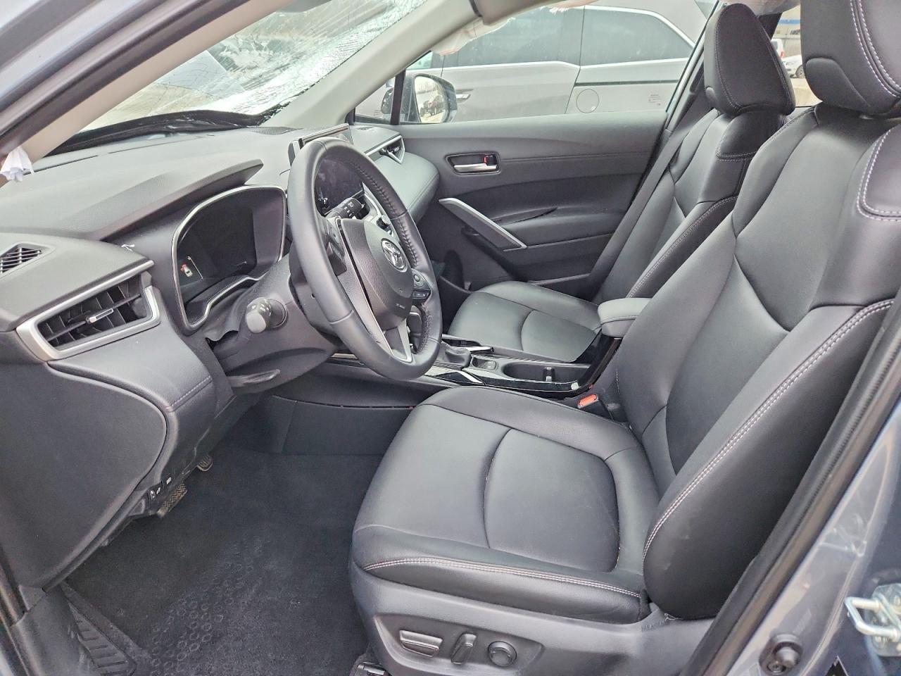 2024 Toyota Corolla Cross Xle - Фото 7