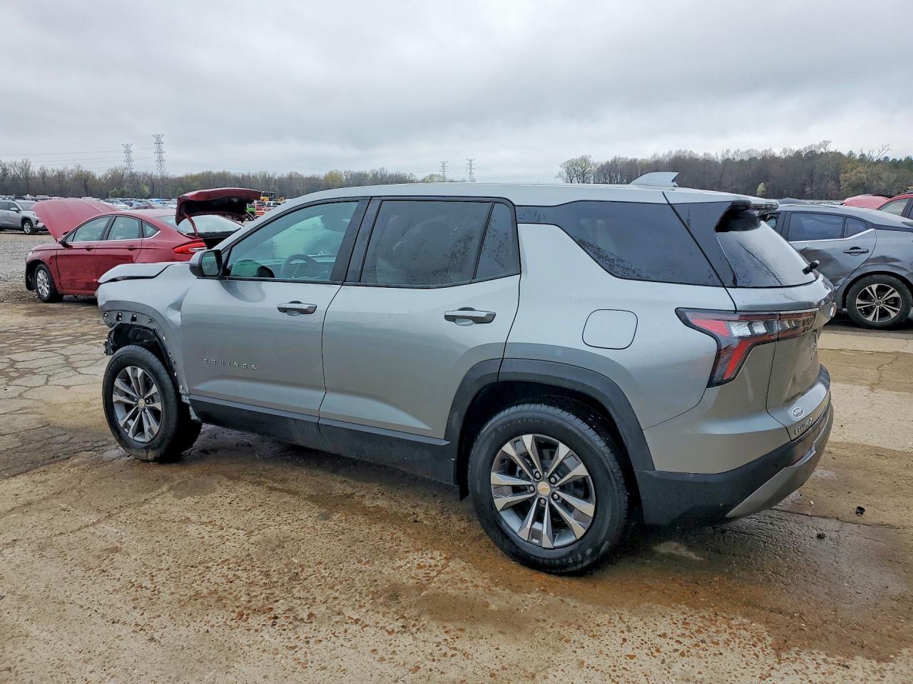 2026 Chevrolet Equinox Lt - Image 2