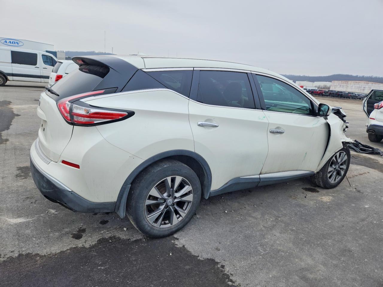 2015 Nissan Murano S - Фото 3