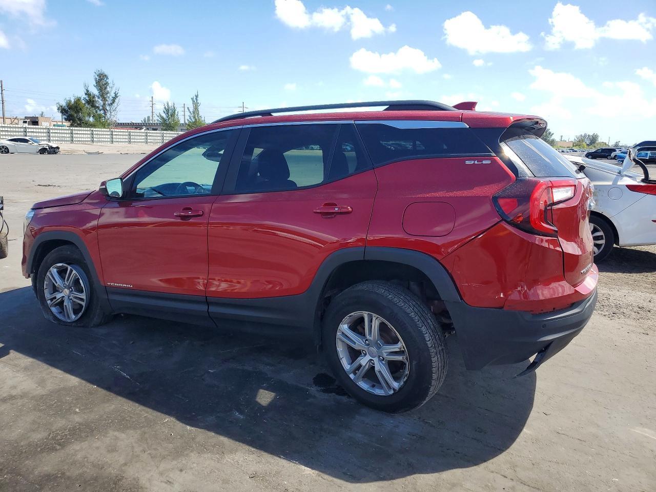 2022 GMC Terrain Sle - Фото 2