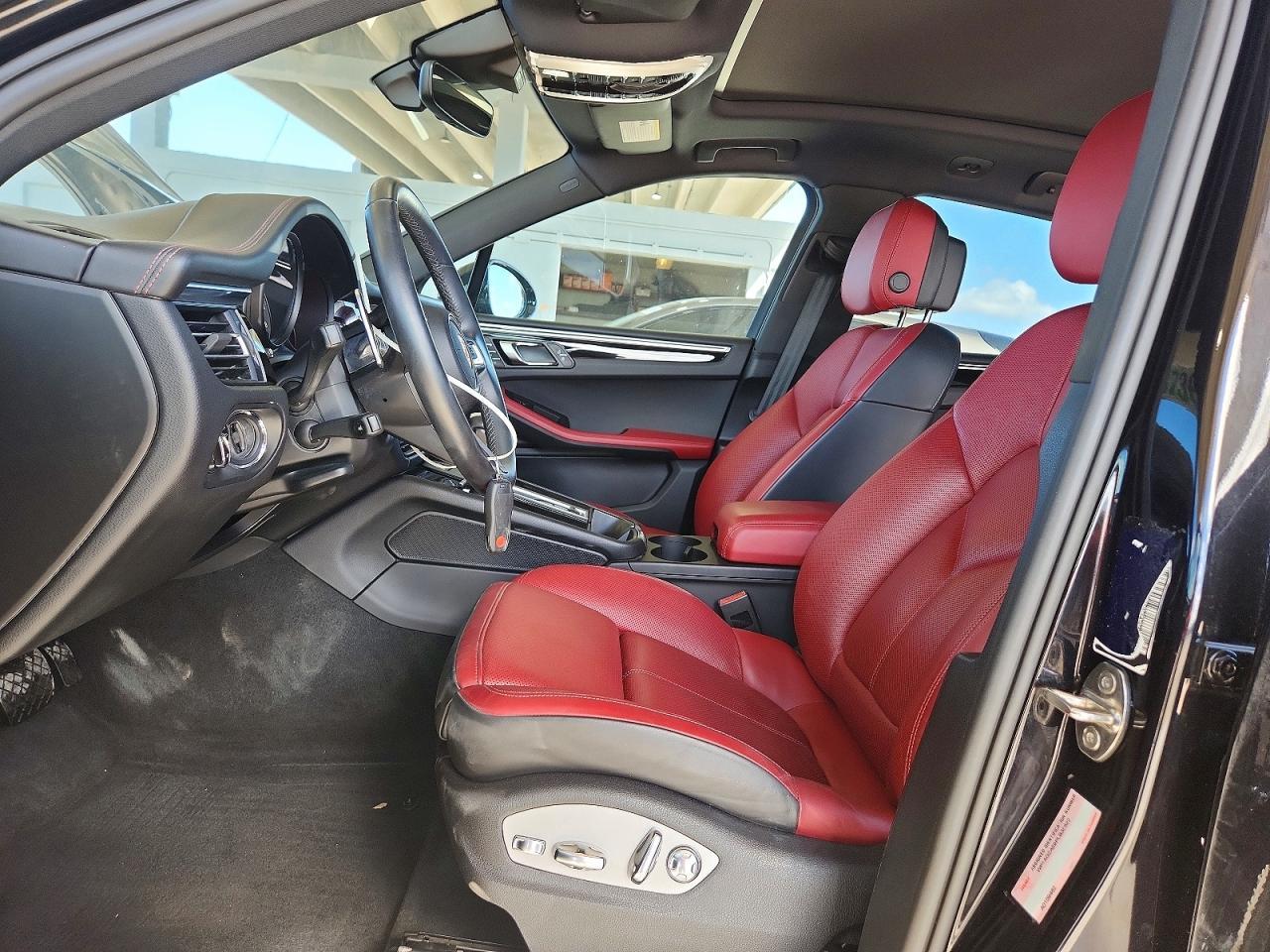 2023 Porsche Macan - Фото 7