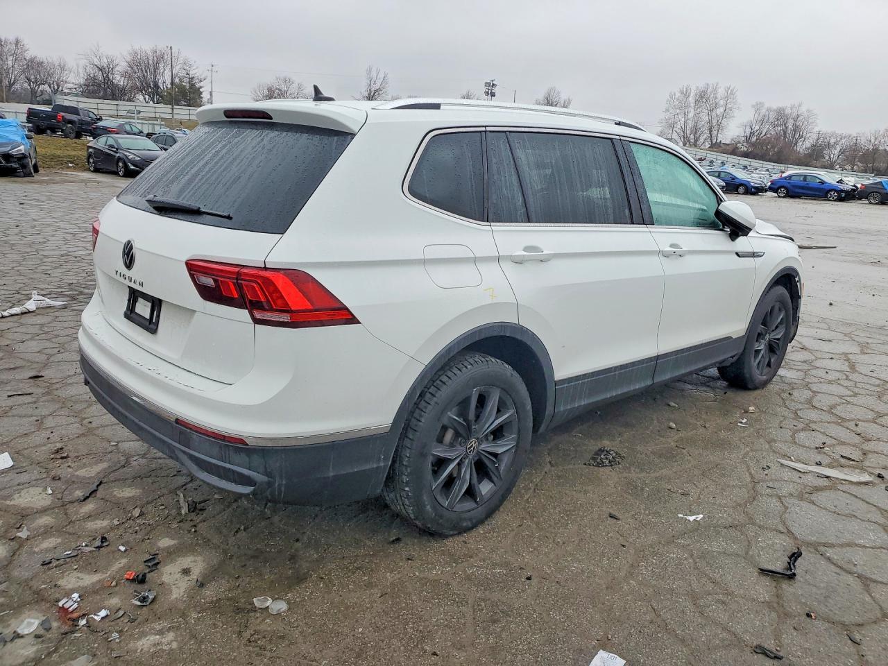 2024 Volkswagen Tiguan Se - Фото 3