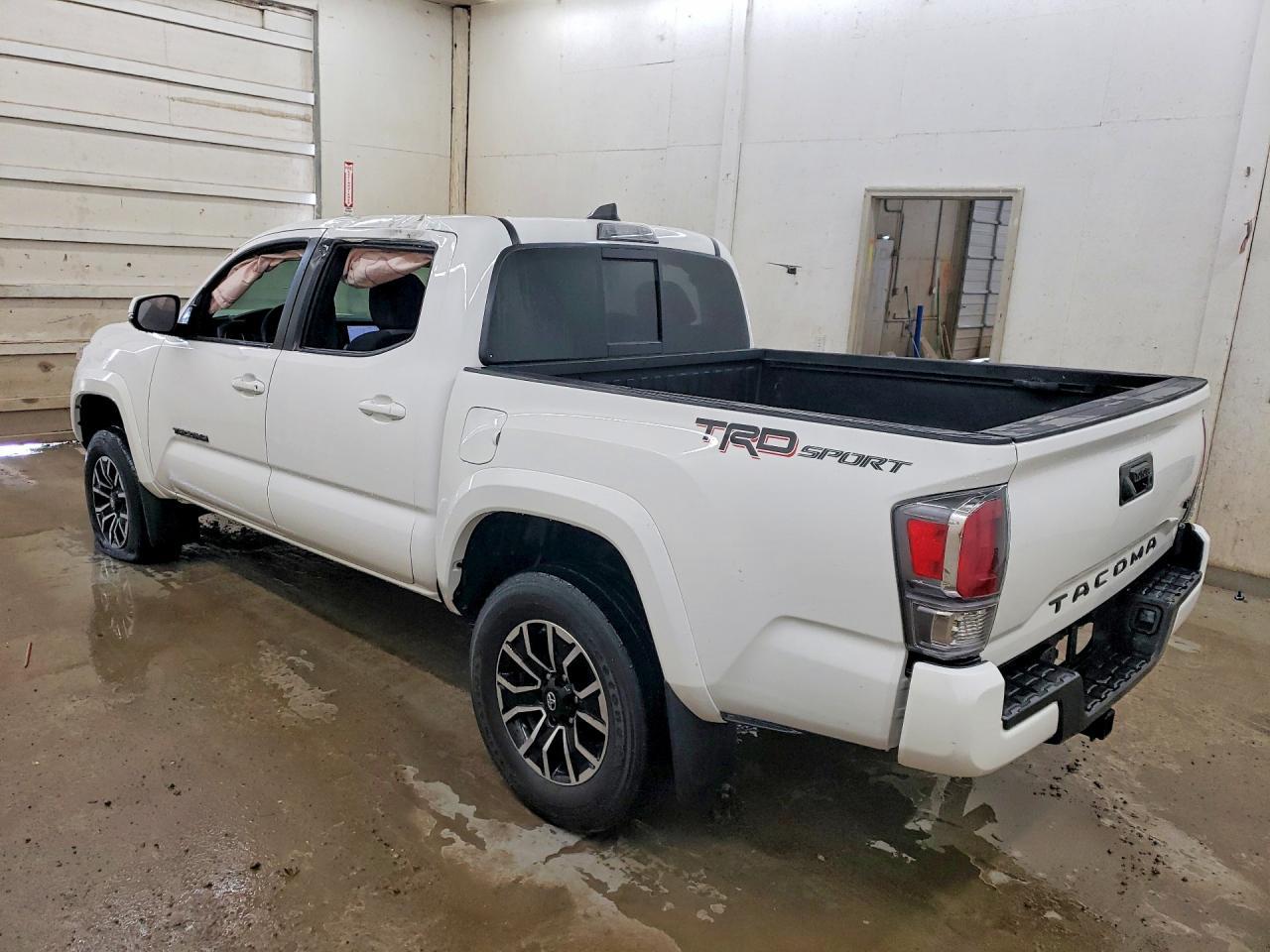 2021 Toyota Tacoma Trd Sport - Фото 2