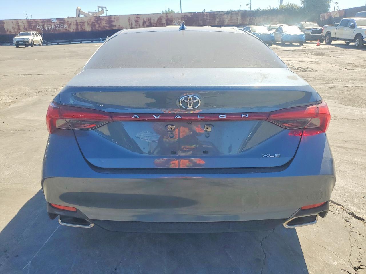 2019 Toyota Avalon Xle - Фото 6
