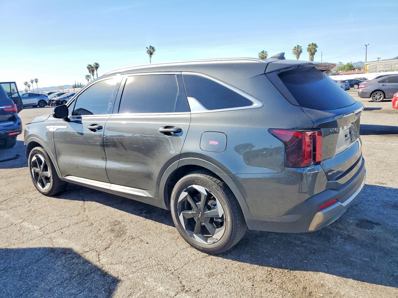 2025 Kia Sorento Hybrid - Фото 2