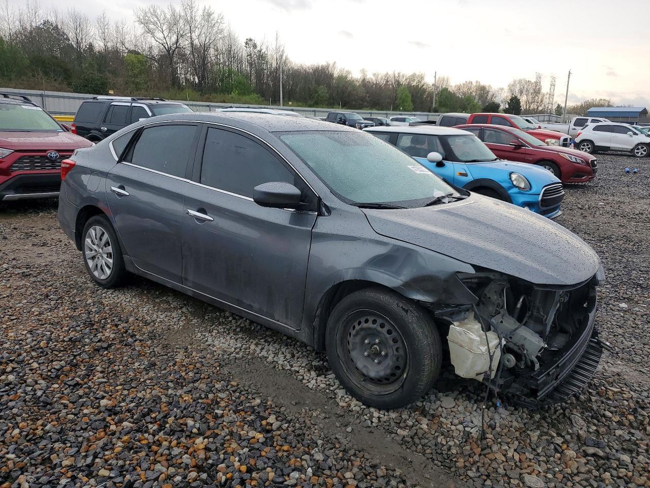 2019 Nissan Sentra S - Фото 4