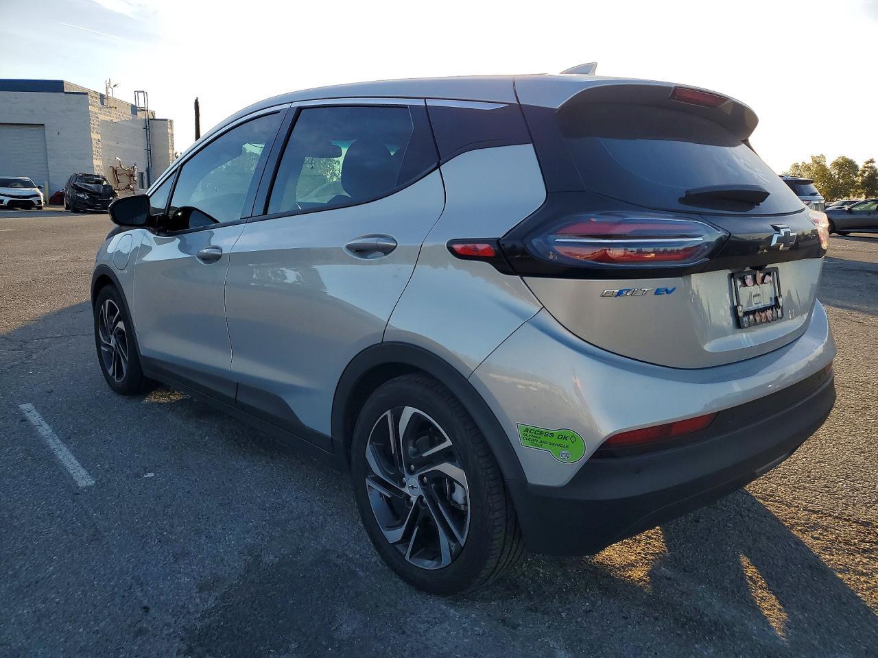 2023 Chevrolet Bolt Ev 2Lt - Image 2