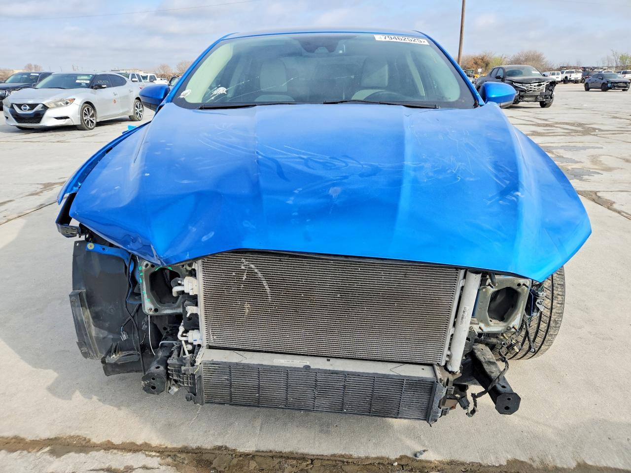 2020 Ford Fusion Se - Image 5