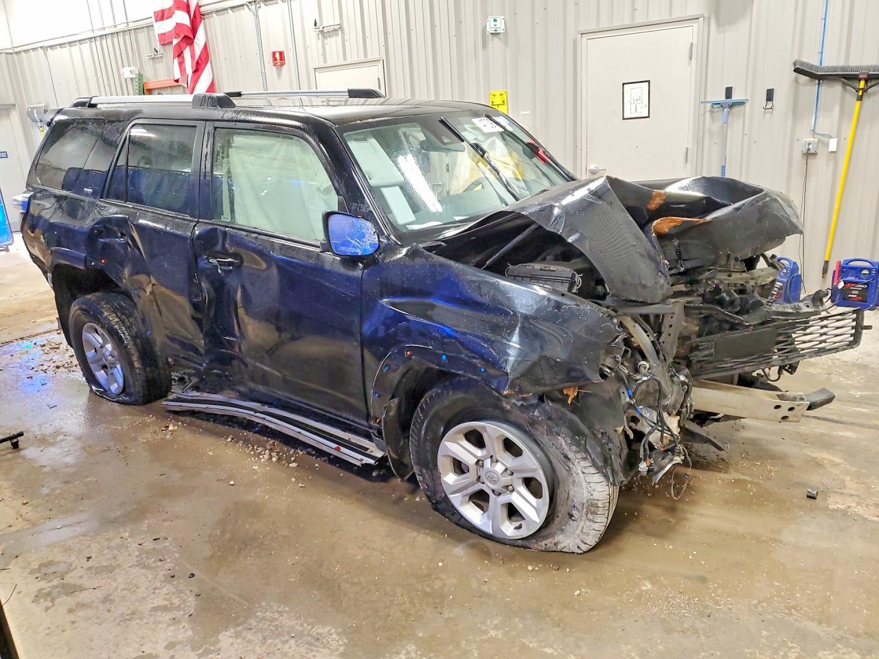 2022 Toyota 4Runner - Image 4