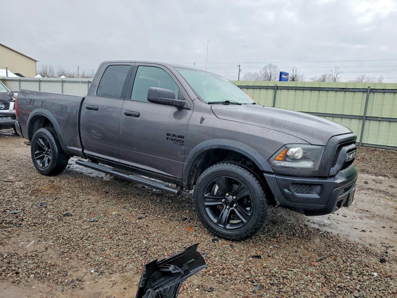 2022 Ram 1500 Classic Slt - Image 4