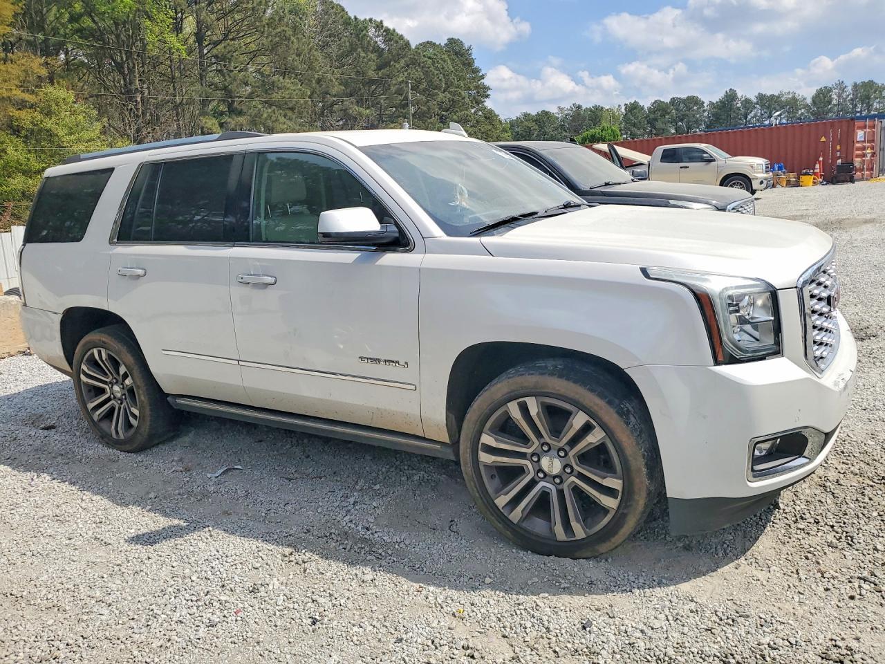 2020 GMC Yukon Denali - Фото 4