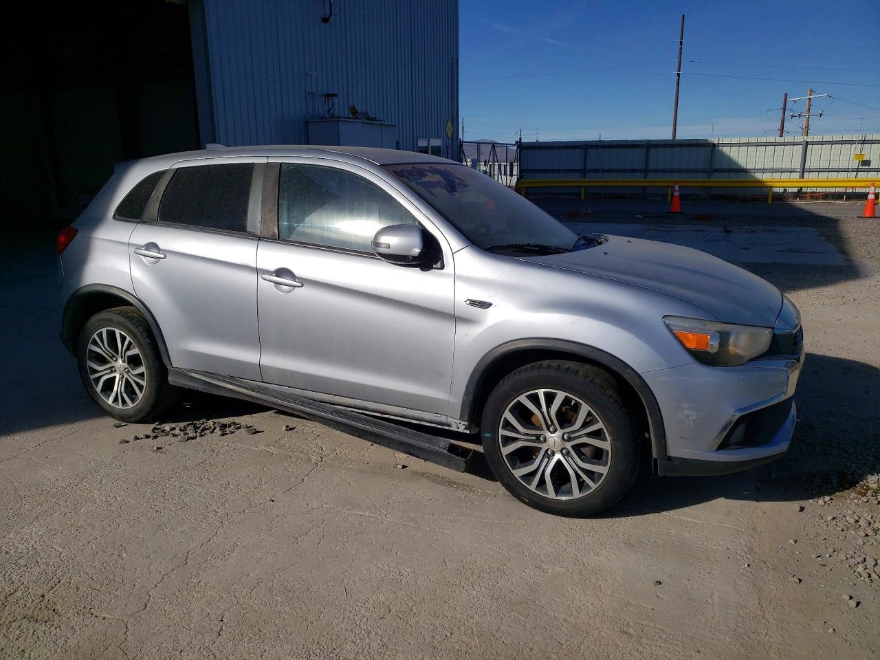 2017 Mitsubishi Outlander Sport Es - Image 4