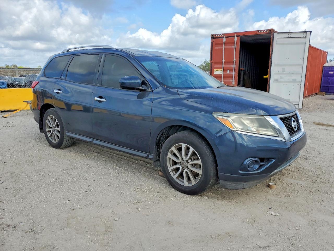 2015 Nissan Pathfinder S - Фото 4