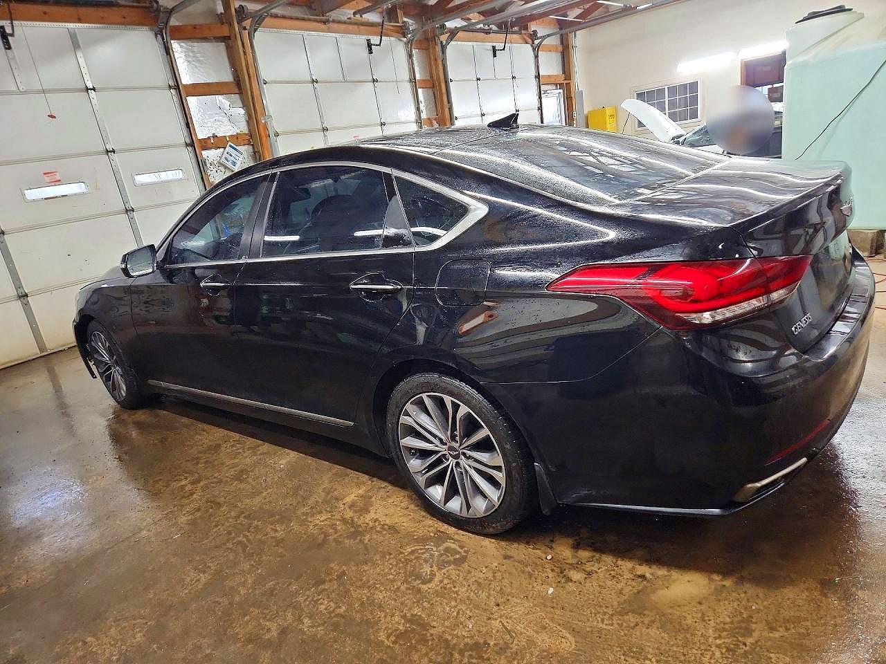2015 Hyundai Genesis 3.8L - Image 2