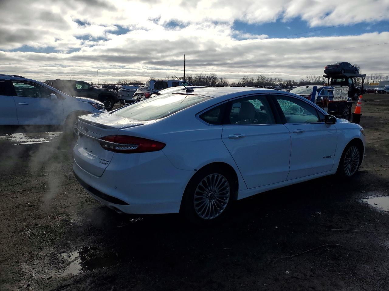 2018 Ford Fusion Titanium - Image 3