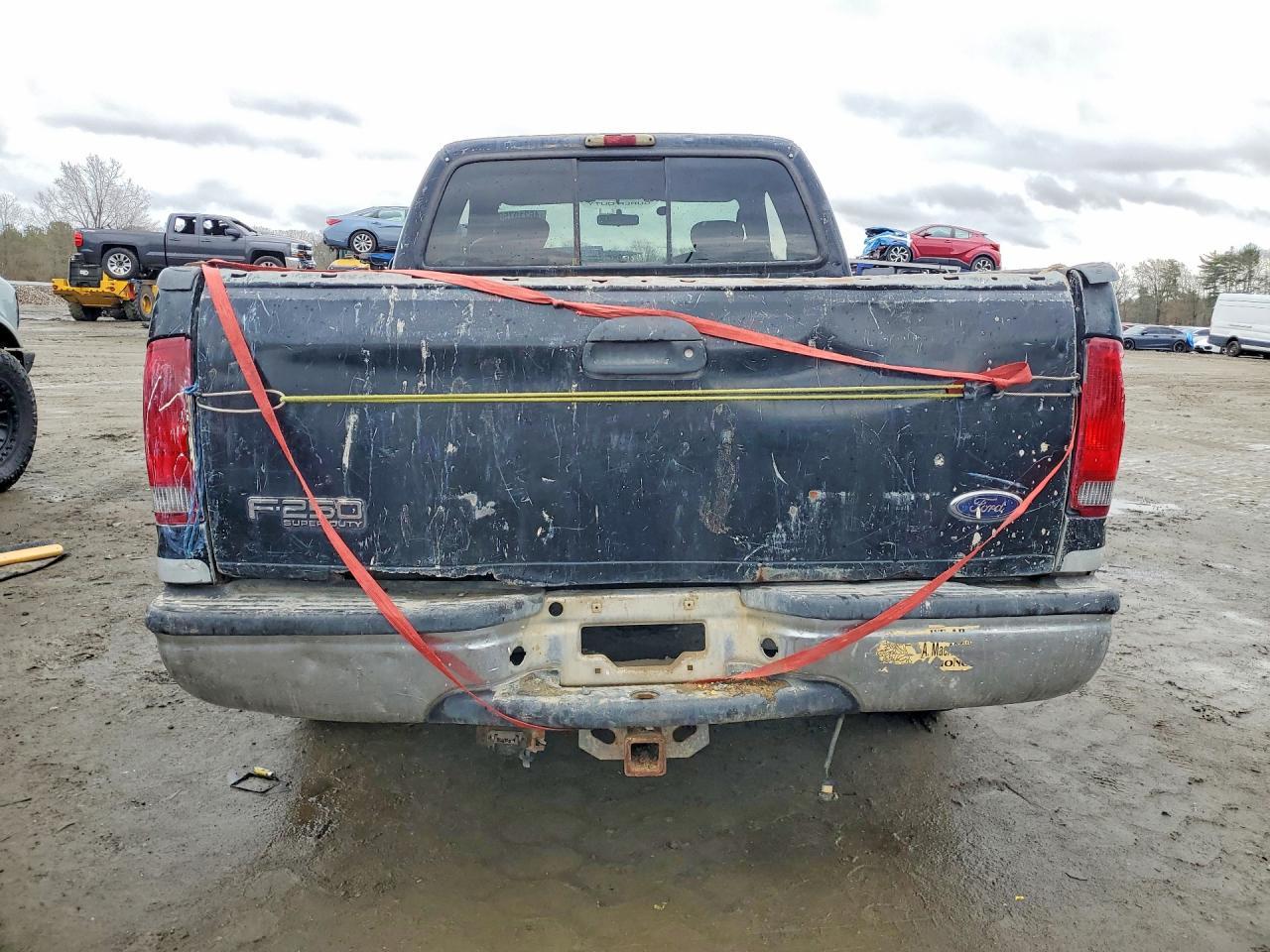 2004 Ford F250 Super Duty - Image 6