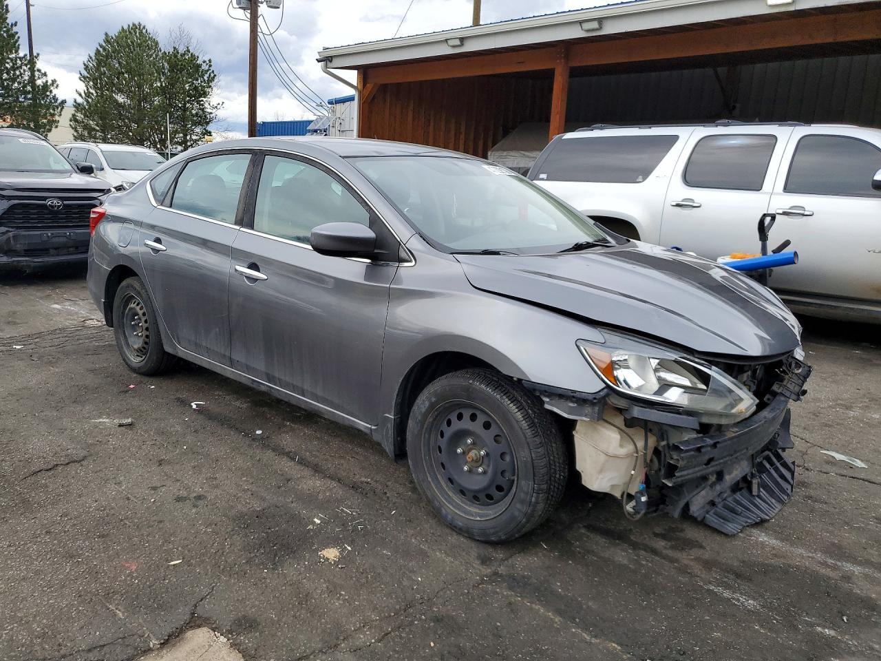 2019 Nissan Sentra S - Фото 4