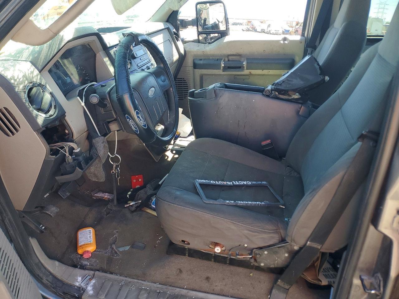 2009 Ford F250 Super Duty - Image 7