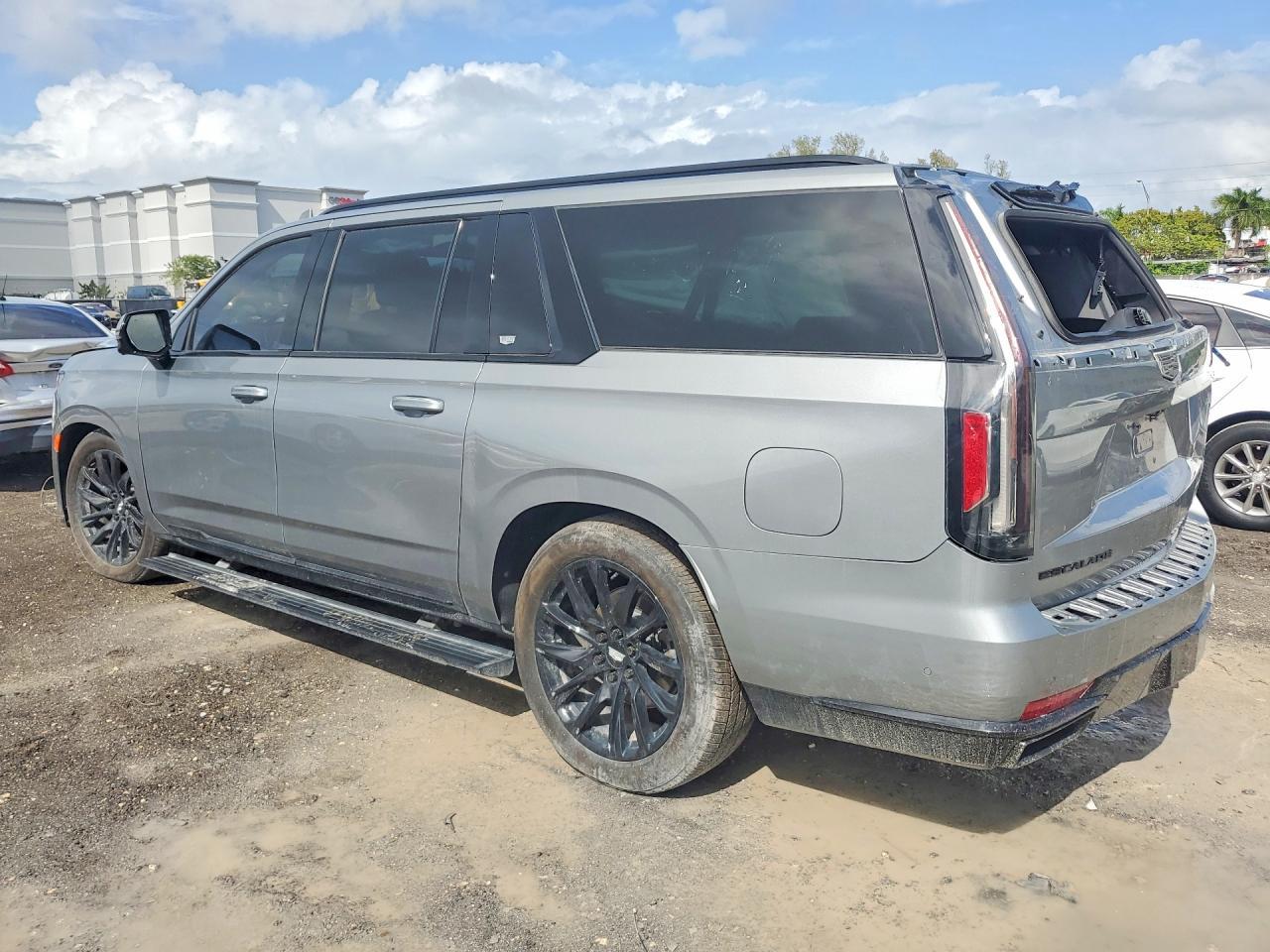 2024 Cadillac Escalade Esv Sport - Фото 2