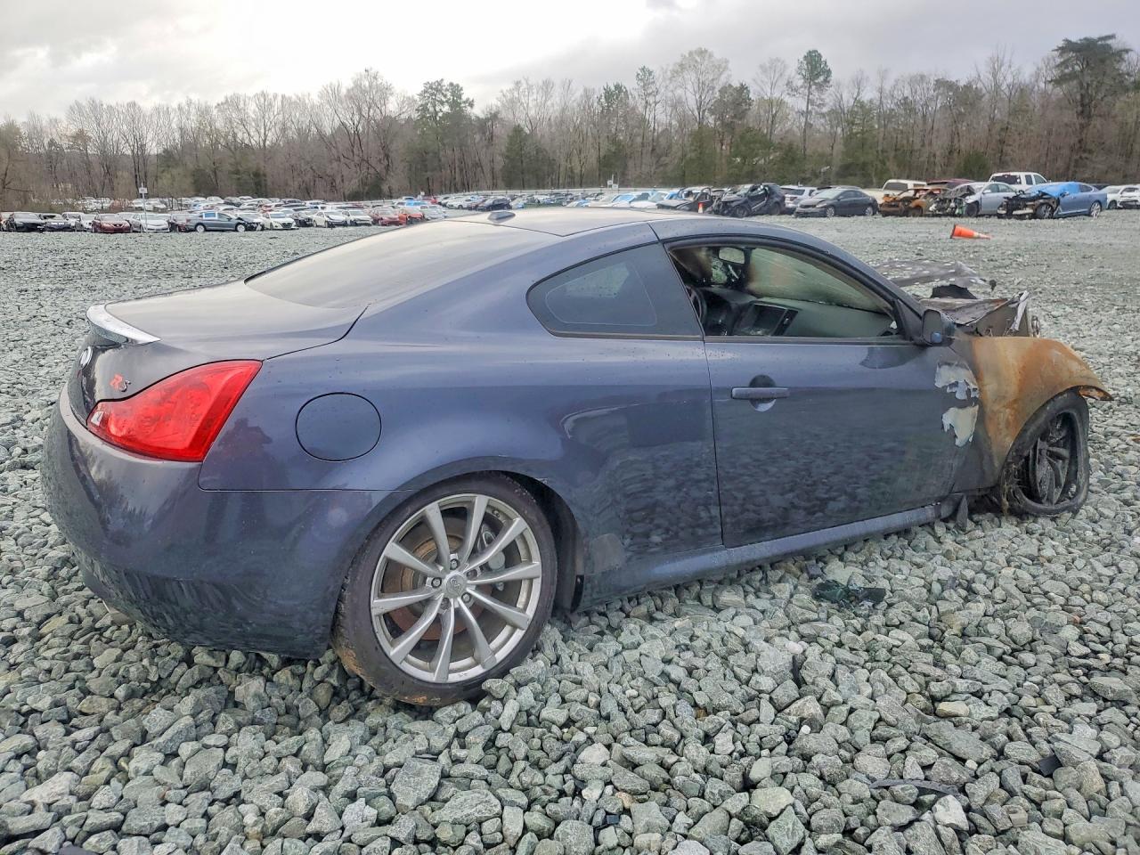 2009 Infiniti G37 Coupe Base - Фото 3